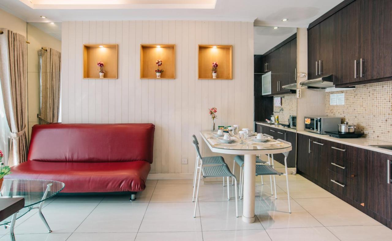 Ravarine Suite Apartment Giacarta Esterno foto