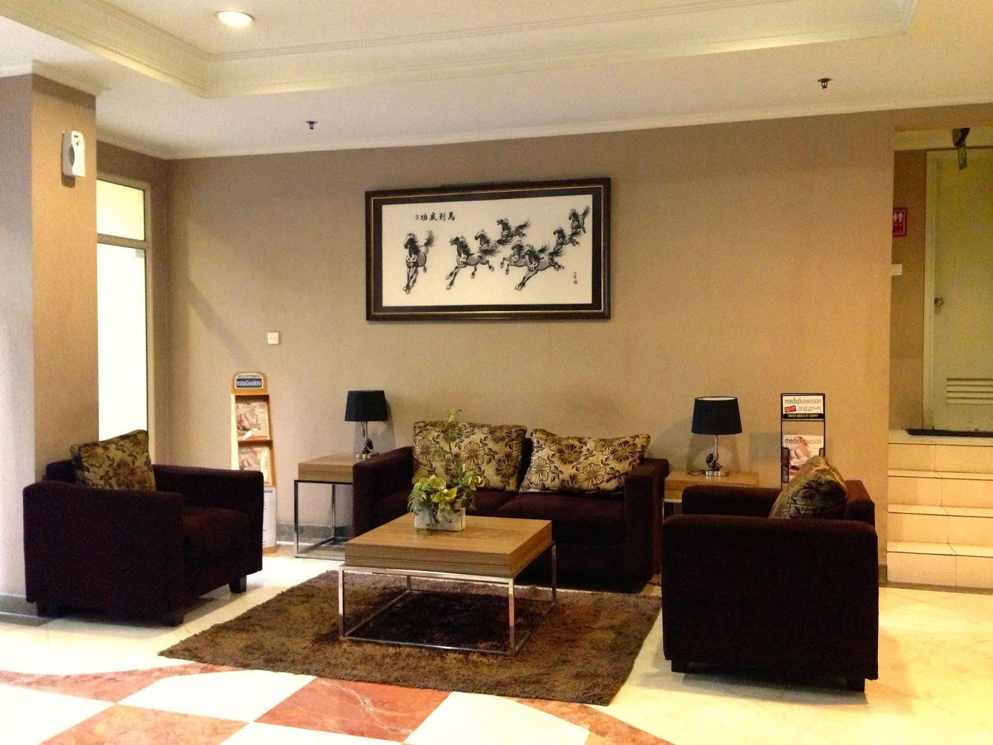 Ravarine Suite Apartment Giacarta Esterno foto